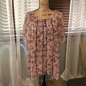 Women's Super b Sheer Short Sleeve Shirt Top Blouse Plus Size 1X Floral Pattern